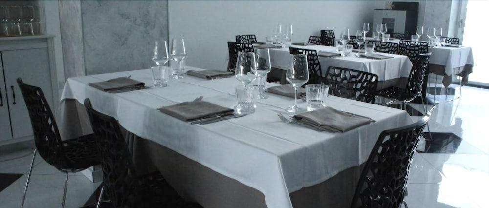 Hotel Royal - Beauty&Spa Porto Cesareo Exterior foto