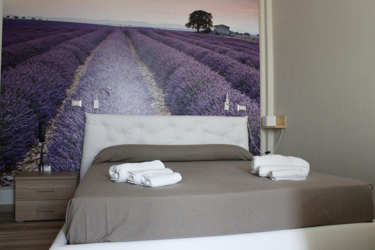 Hotel Royal - Beauty&Spa Porto Cesareo Exterior foto